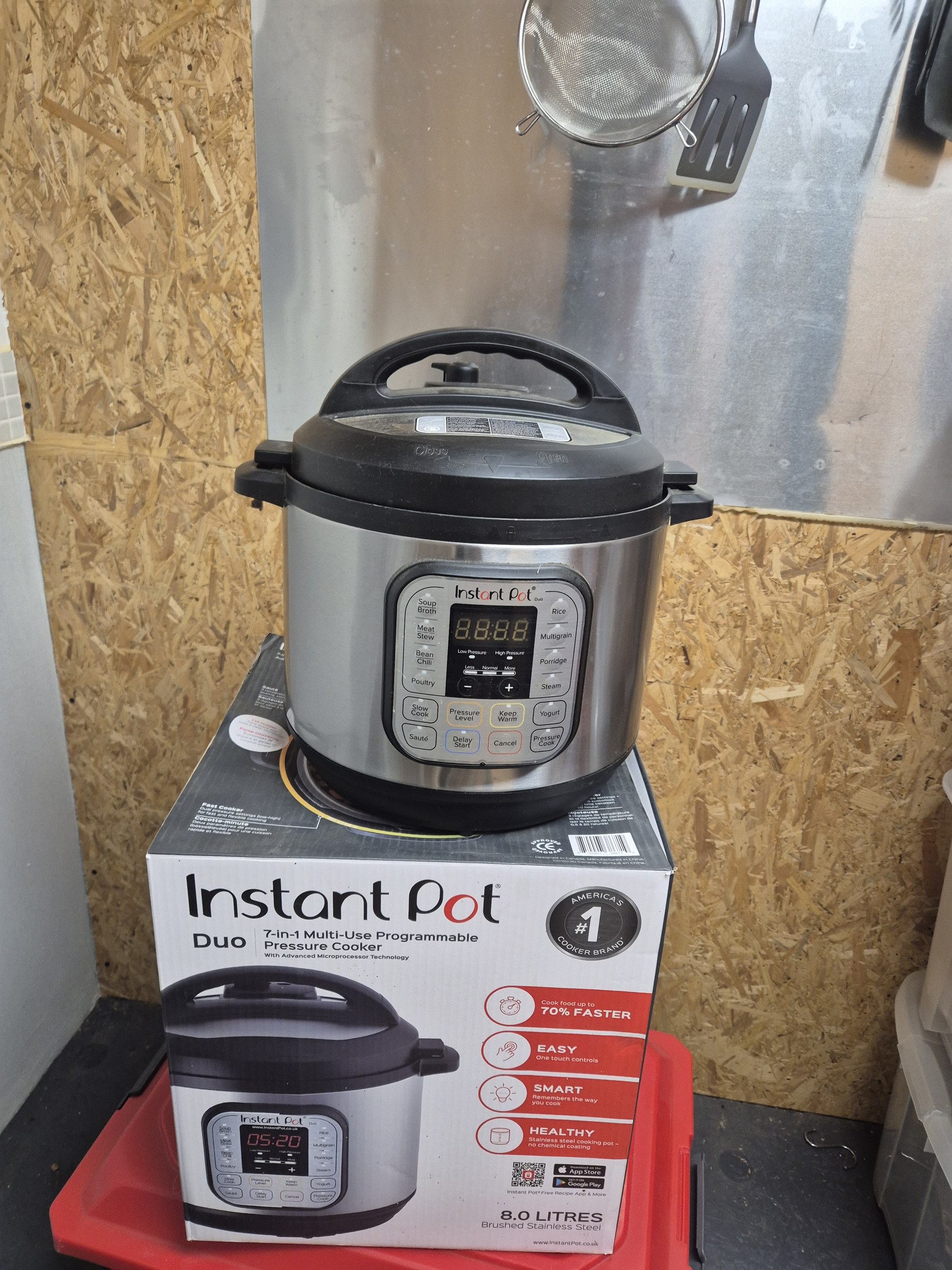 Instant Pot Duo 80 7-in-1 8L Electric Pressure Cooker