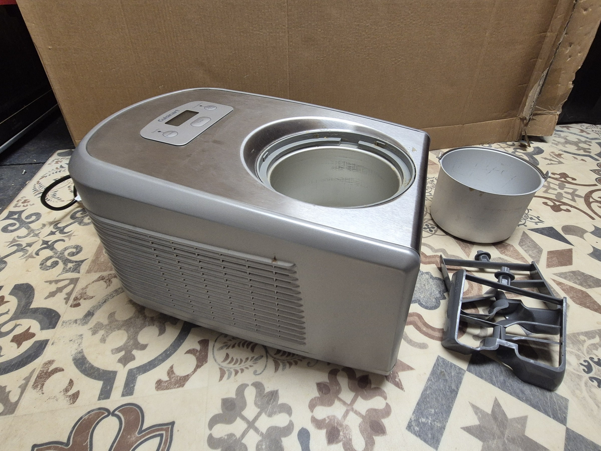 Cuisinart ICE100BCU Professional Ice Cream & Gelato Maker