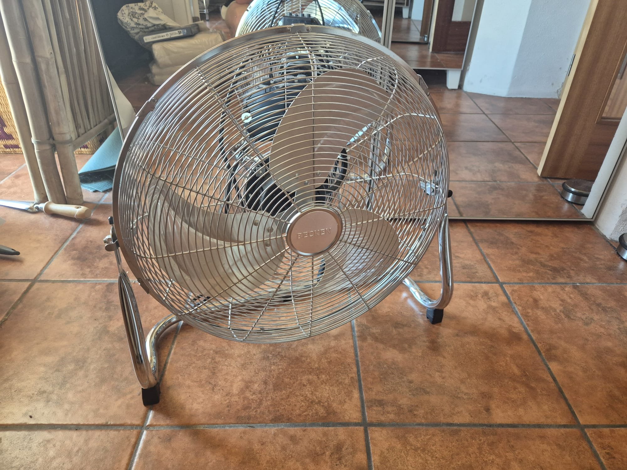 BECKEN Industrial Metal Floor Fan / Air Circulator (Chrome finish, ~40–45 cm diameter)