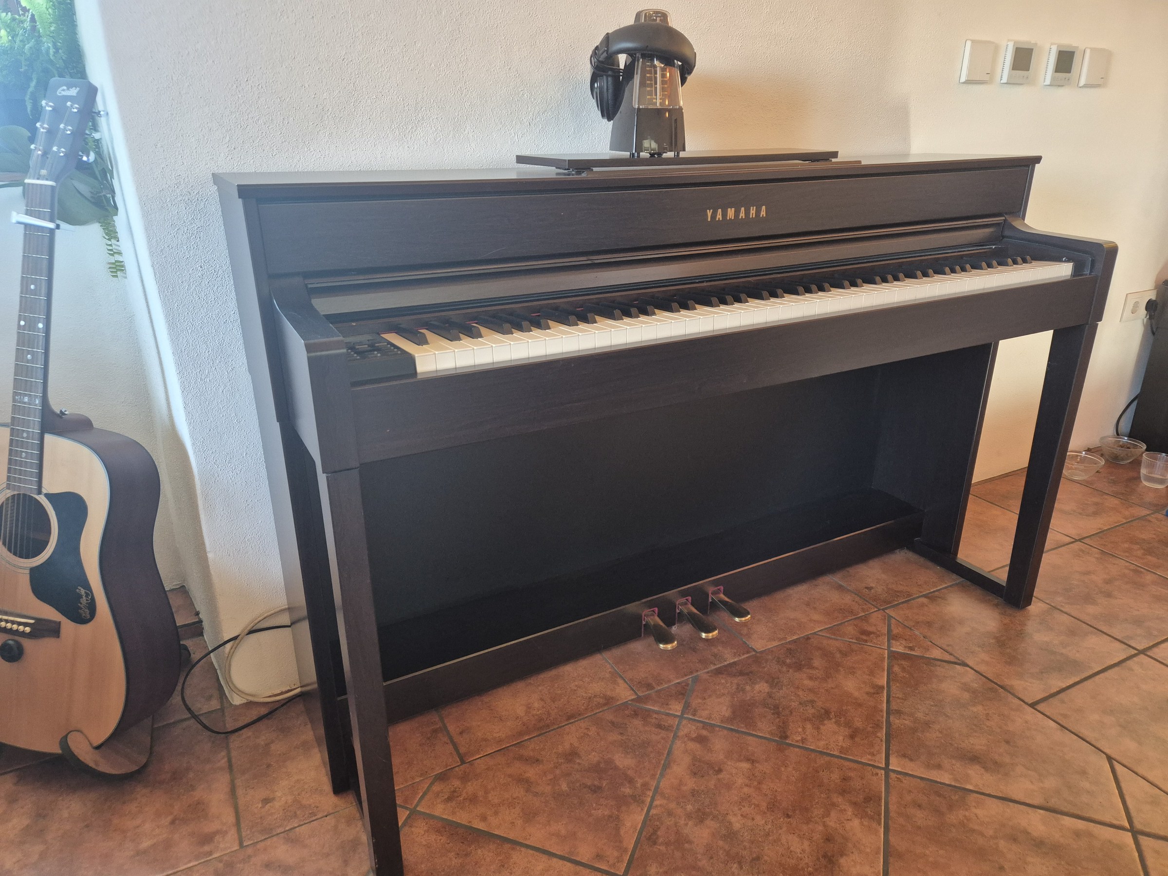 Yamaha Clavinova CLP-535R Digital Piano