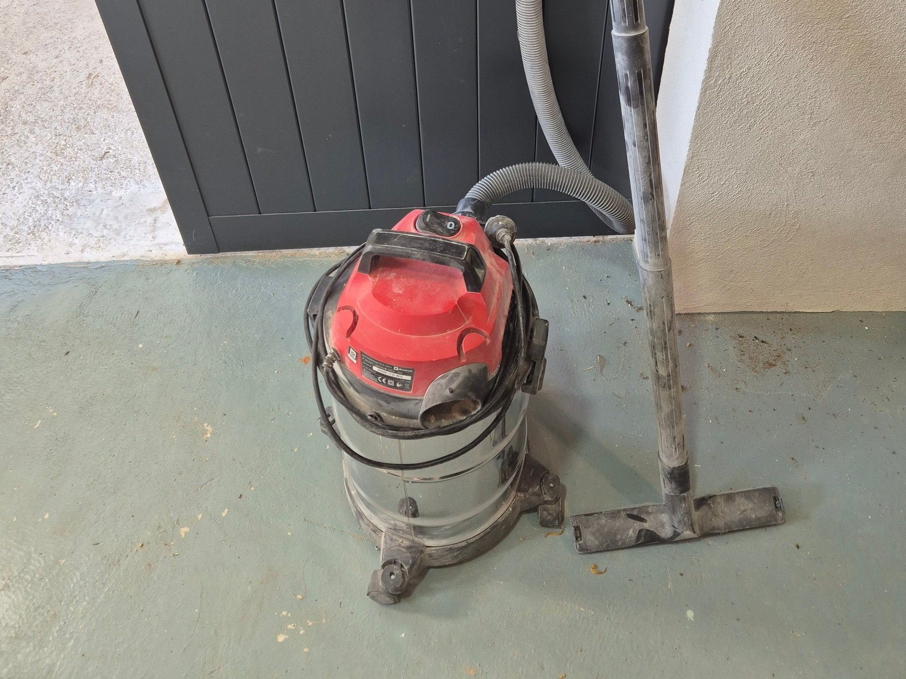 Einhell TC-VC 1820 S Wet and Dry Vacuum Cleaner, 20 L